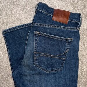 Like New Hollister Men's Skinny Epic Flex Jeans, Medium Wash 32x32